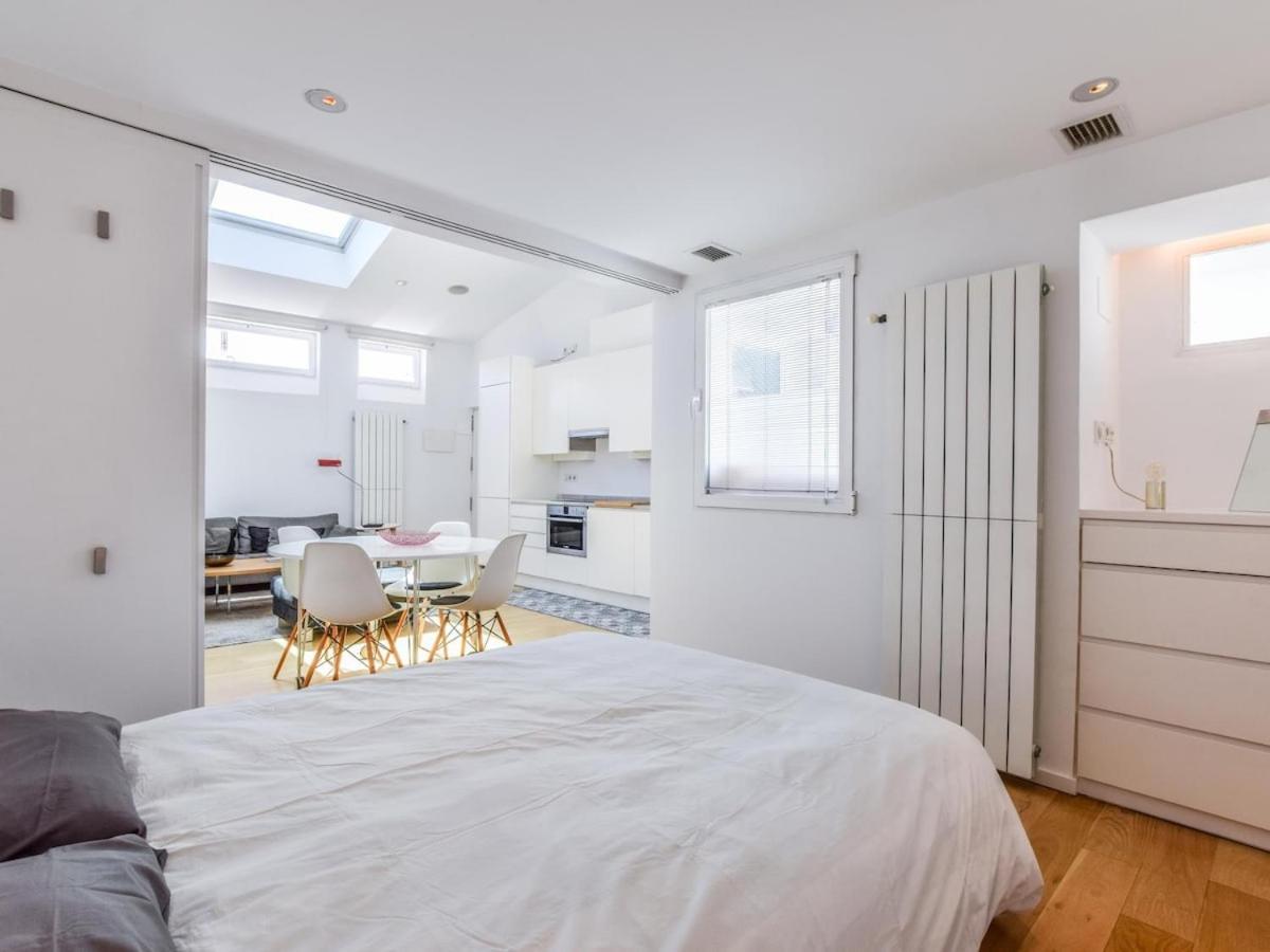 Apartamento De Diseno De Lujo En Lavapies Alquiler Temporal Madrid Eksteriør billede