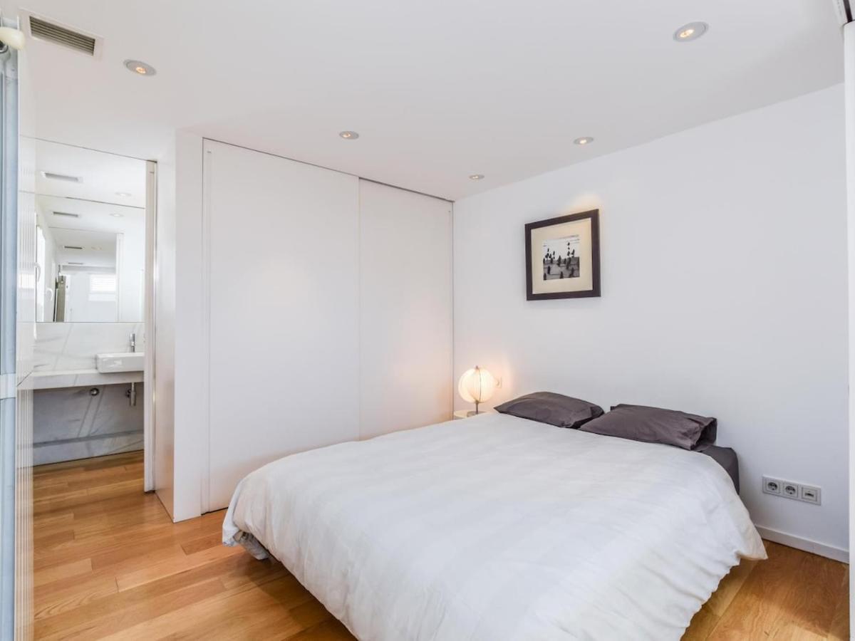 Apartamento De Diseno De Lujo En Lavapies Alquiler Temporal Madrid Eksteriør billede